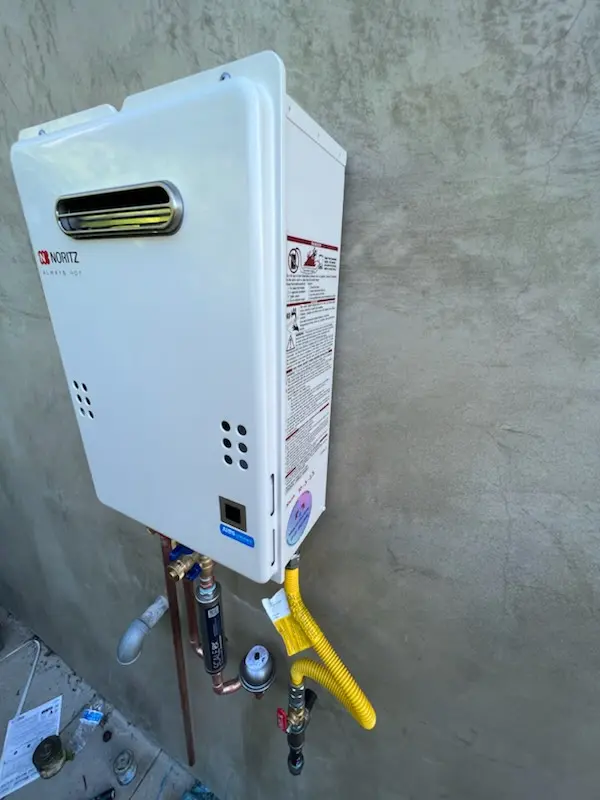 Tankless water heater installation for Miami Gardens homes